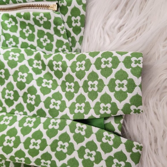 Green and White Skirt Set - Picture 16 of 16